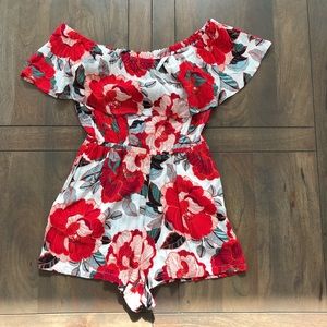 cupcakes and cashmere off the shoulder romper S